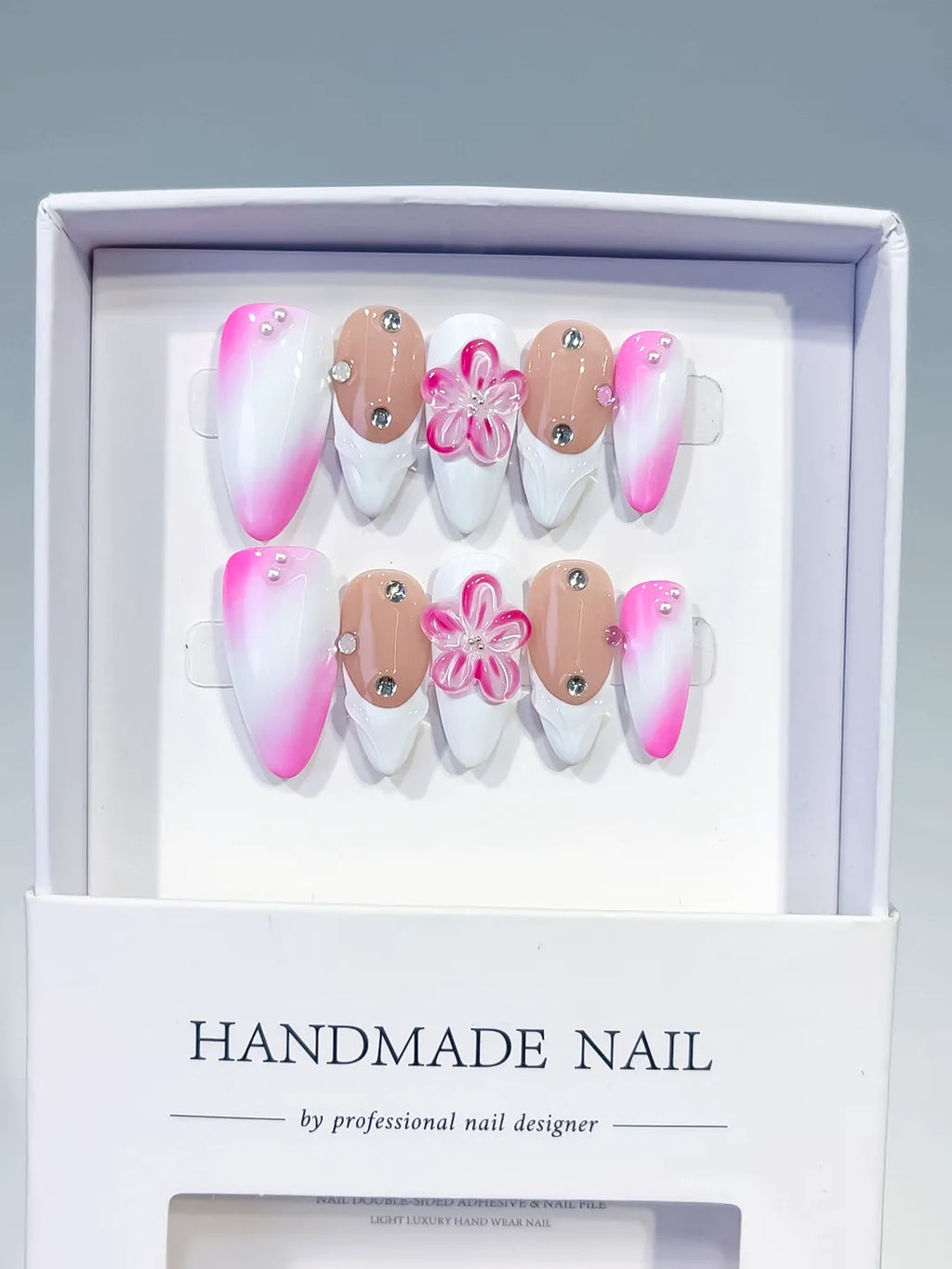 D262 - Medium White Pink Almond Ombre Flower Rhinestone