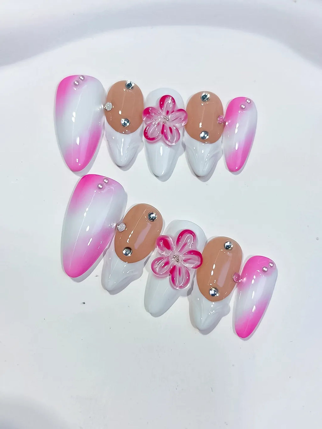 D262 - Medium White Pink Almond Ombre Flower Rhinestone