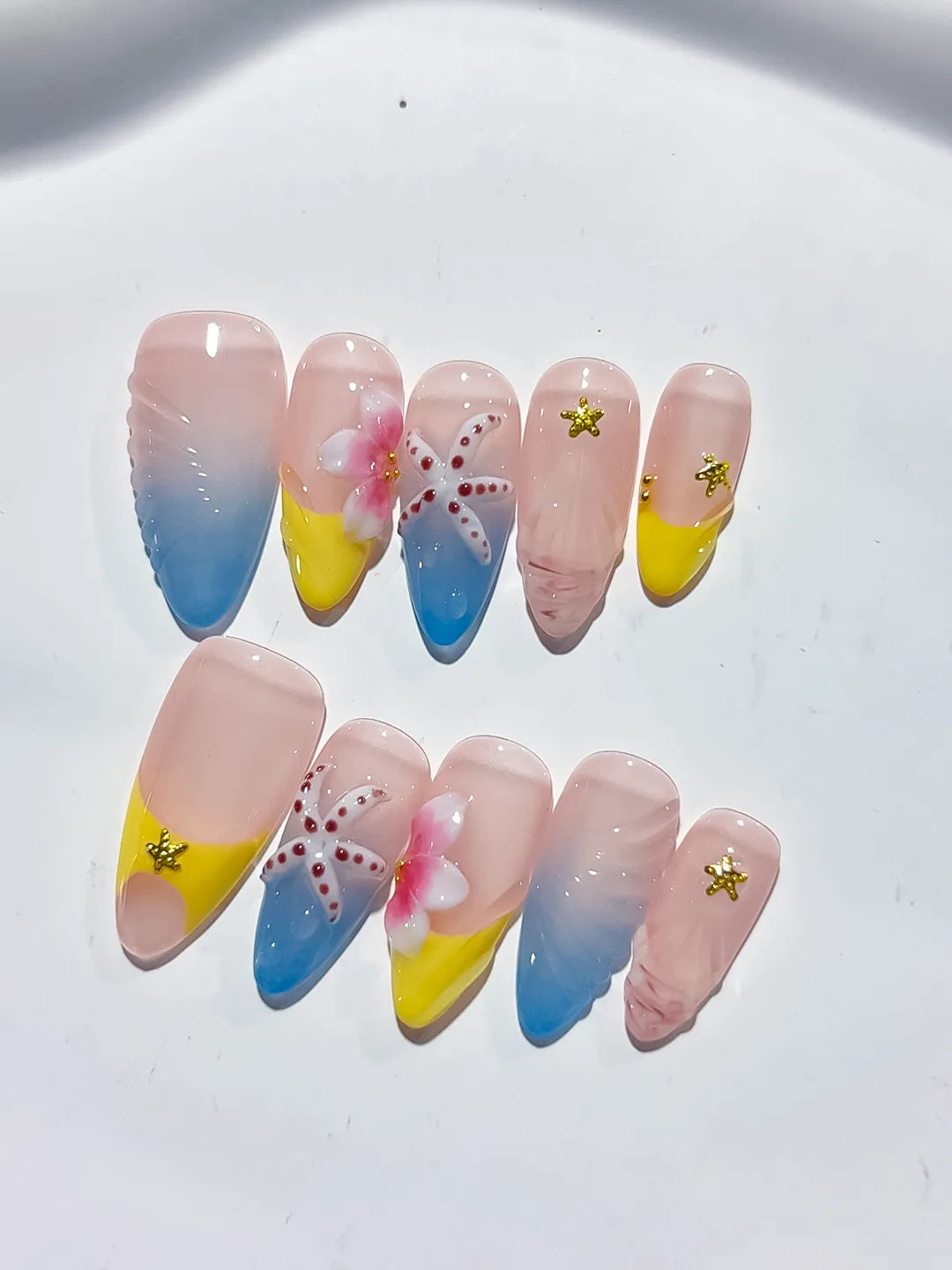 D381 - Medium Nude Blue Almond Abstract Flower Starfish