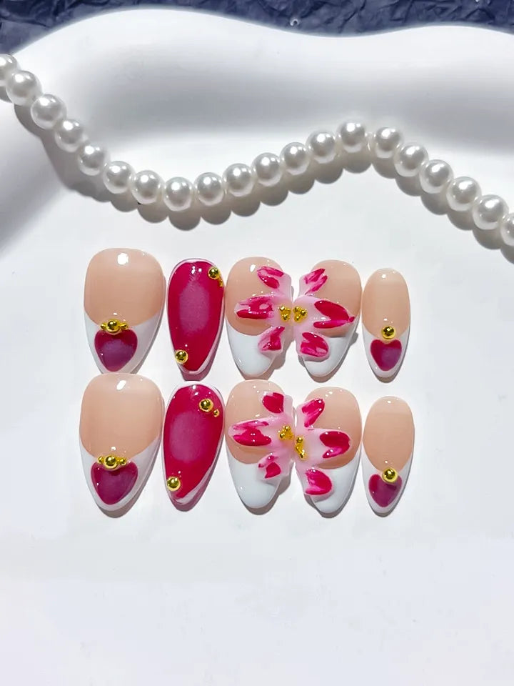 D384 - Short Nude White Almond French tip Flower Heart