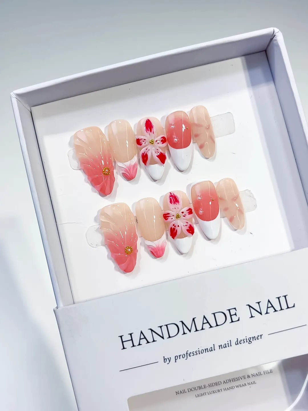 D413 - Medium Nude Pink Almond Ombre Flower