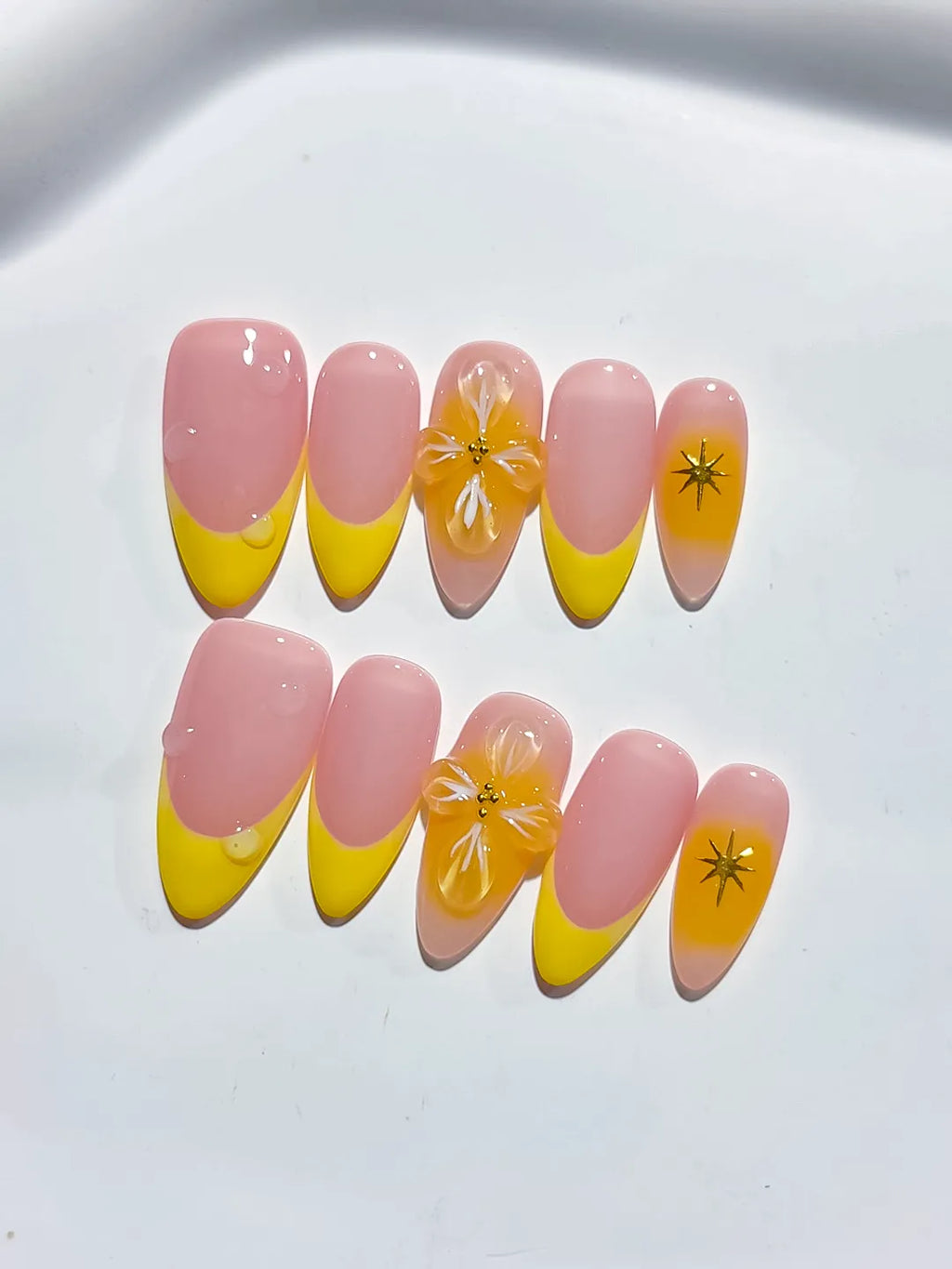 D417 - Medium Pink Yellow Almond French tip Flower