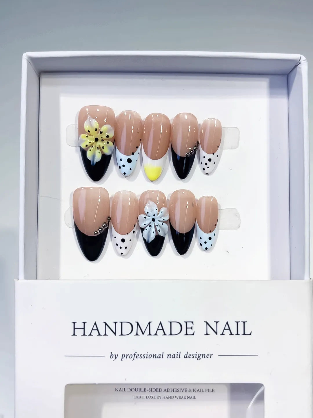 D423 - Medium Nude Black Almond French tip Flower Bow