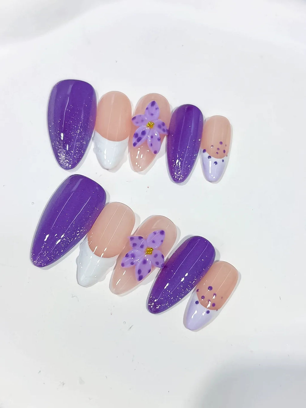 D426 - Medium Purple Nude Almond Glitter Flower Dot Pattern