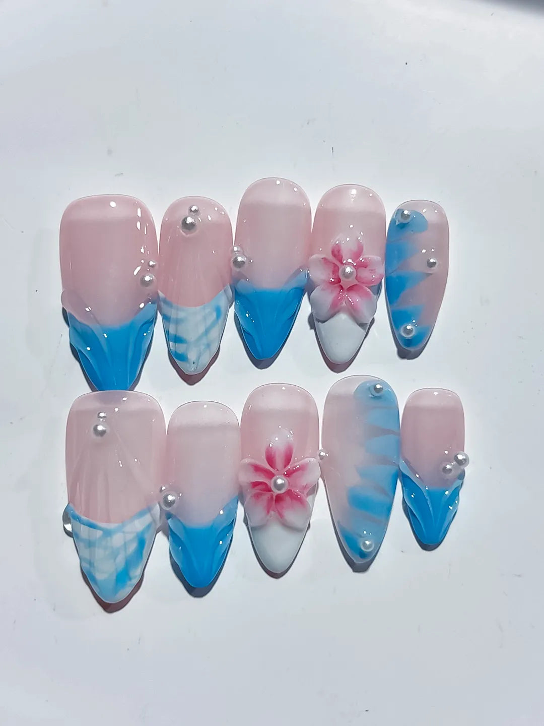 D430 - Medium Pink Blue Almond French tip Flower Pearl