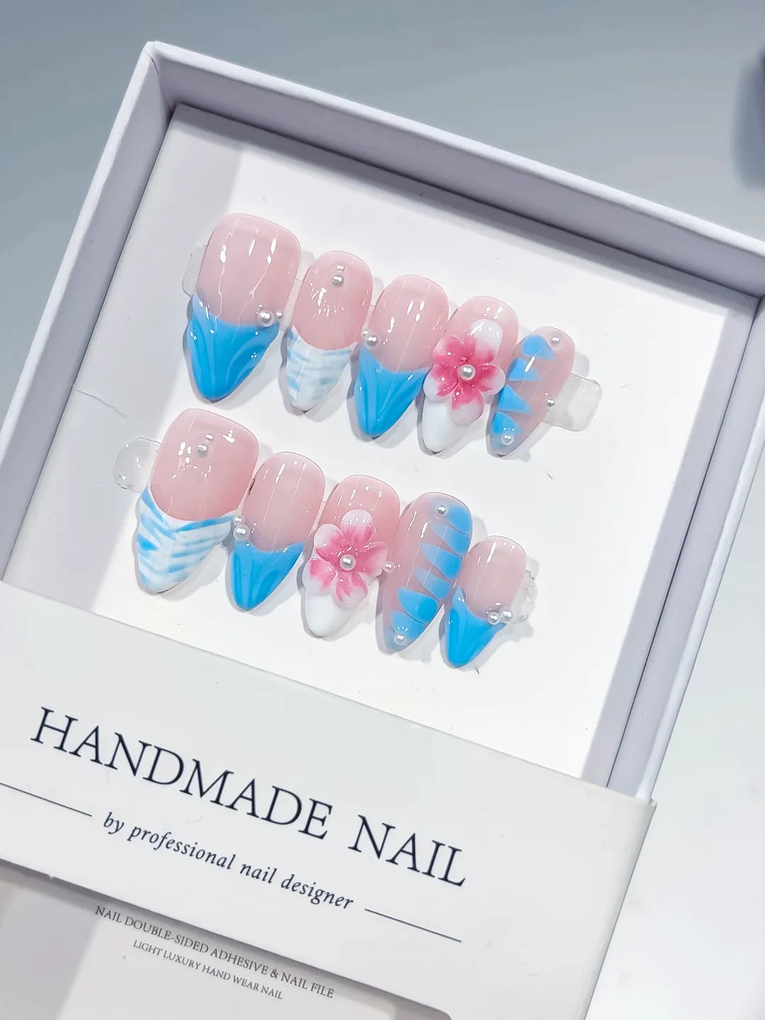 D430 - Medium Pink Blue Almond French tip Flower Pearl