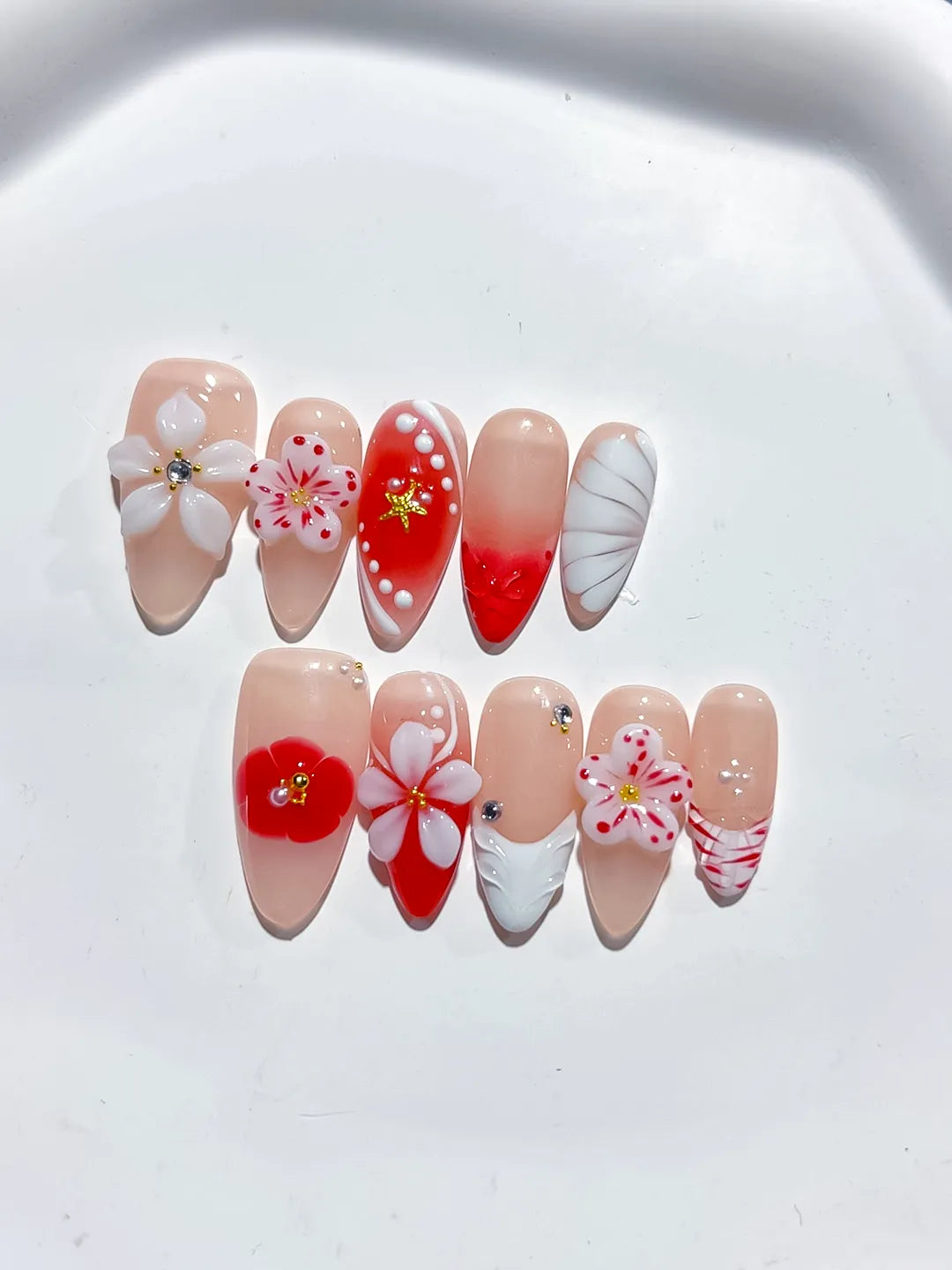D431 - Medium Nude Red Almond Abstract Flower Star
