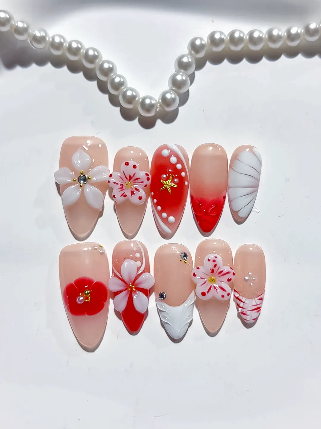 D431 - Medium Nude Red Almond Abstract Flower Star