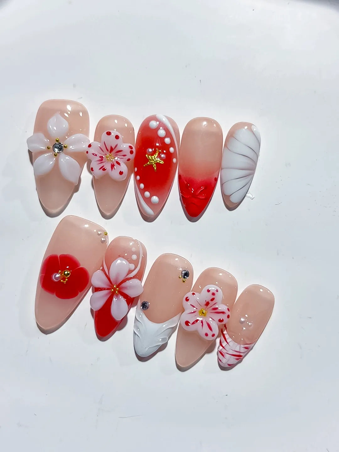 D431 - Medium Nude Red Almond Abstract Flower Star