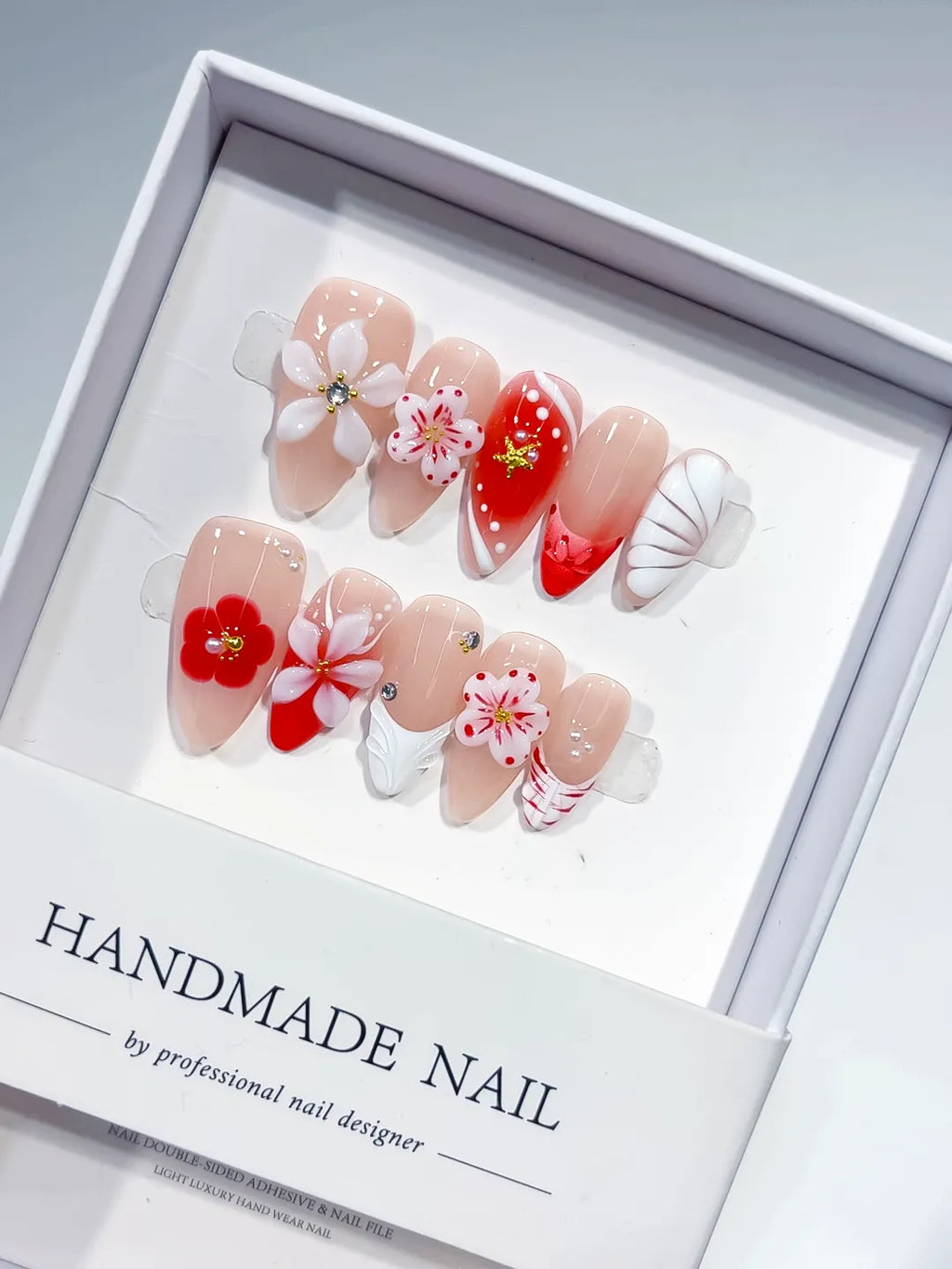 D431 - Medium Nude Red Almond Abstract Flower Star