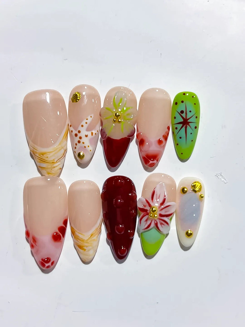 D432 - Medium Nude Red Almond Abstract Flower Star VibeNailsLab