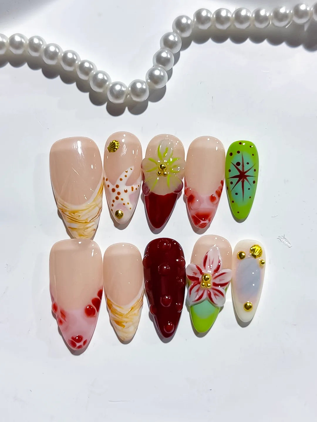 D432 - Medium Nude Red Almond Abstract Flower Star VibeNailsLab