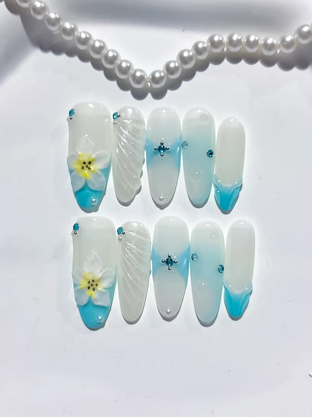D436 - Long White Blue Oval Ombre Flower Shell VibeNailsLab