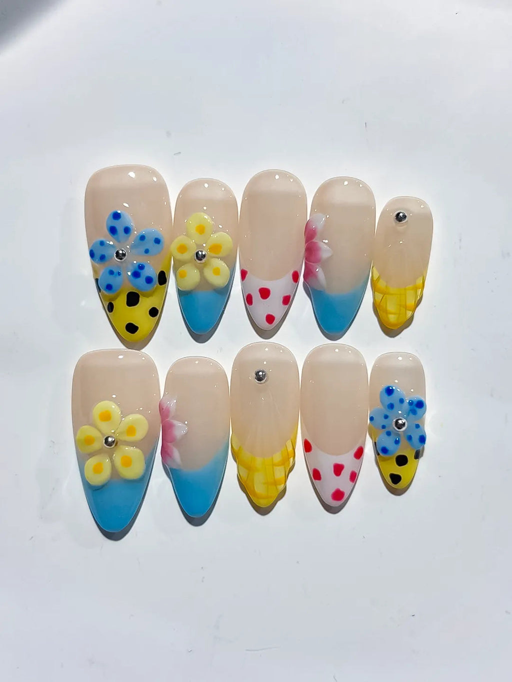 D441 - Medium Nude Blue Almond Abstract Flower Dot Pattern VibeNailsLab