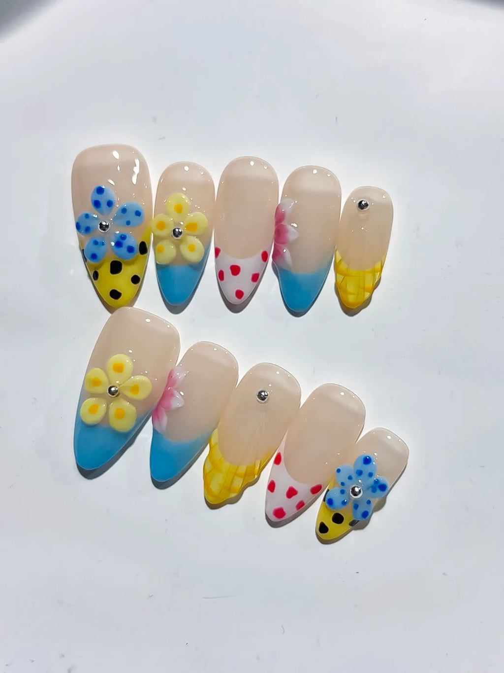 D441 - Medium Nude Blue Almond Abstract Flower Dot Pattern VibeNailsLab
