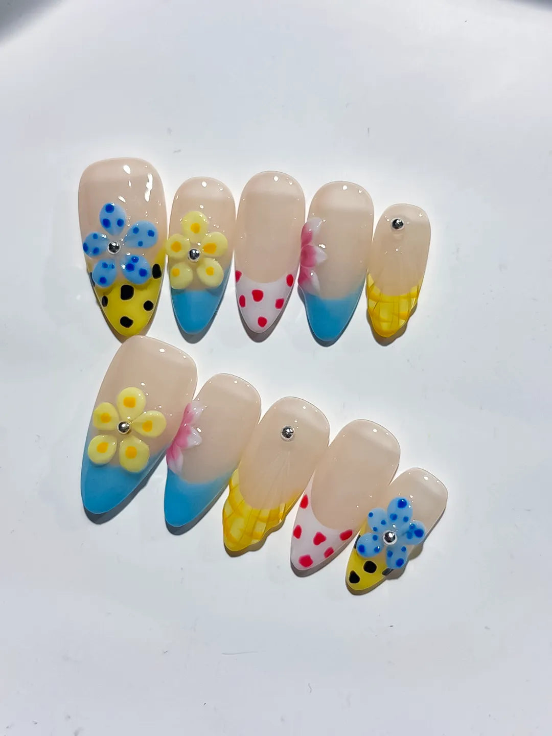 D441 - Medium Nude Blue Almond Abstract Flower Dot Pattern VibeNailsLab