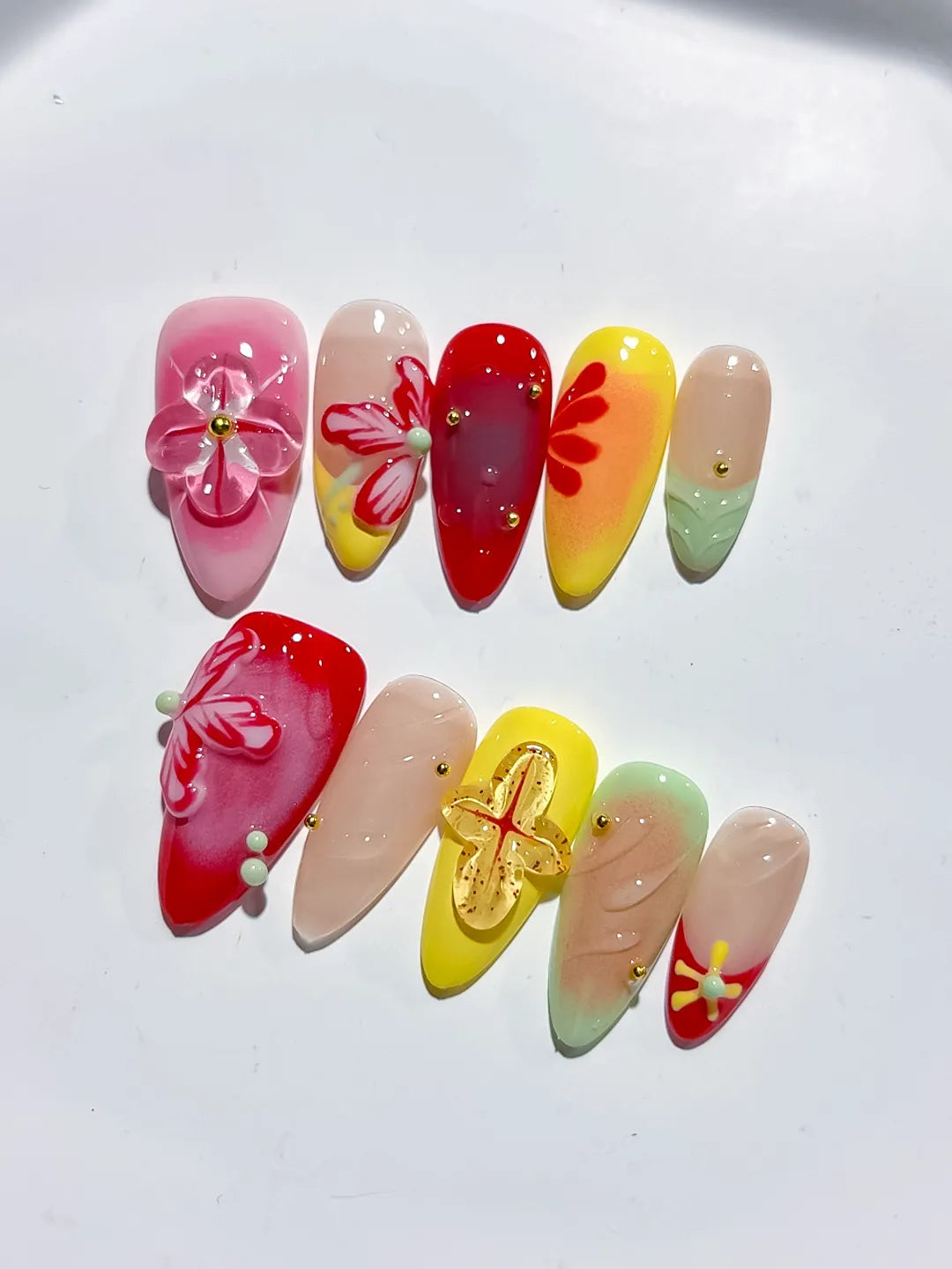 D445 - Medium Red Yellow Almond Abstract Flower Leaf VibeNailsLab
