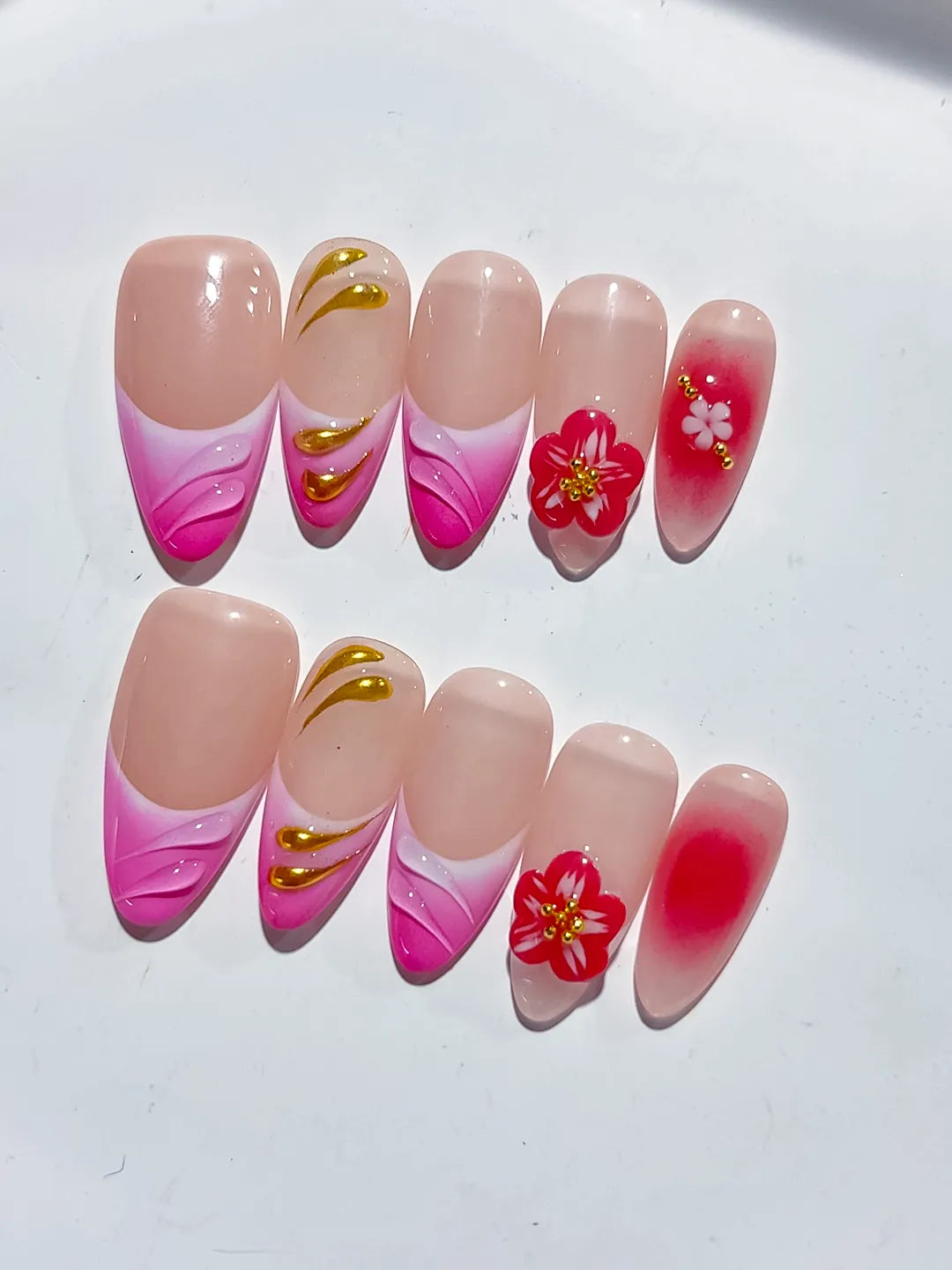 D448 - Medium Gold Red Almond Floral