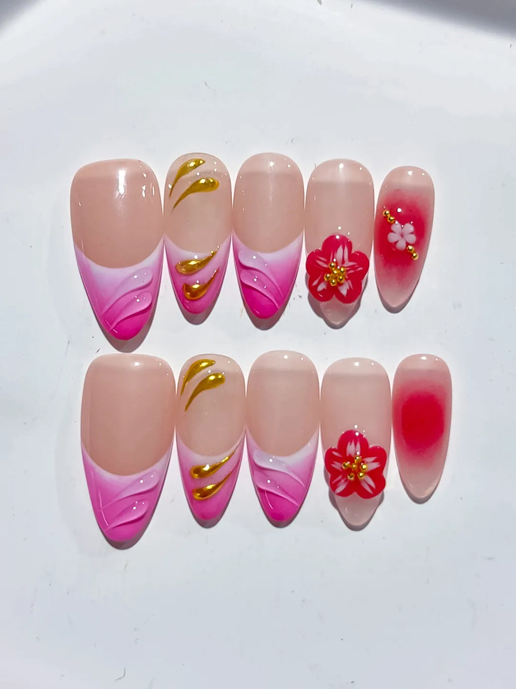 D448 - Medium Gold Red Almond Floral