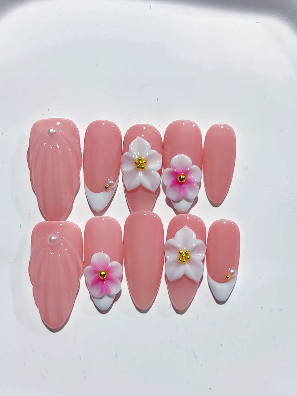 D457 - Medium Pink White Almond Solid color Flower