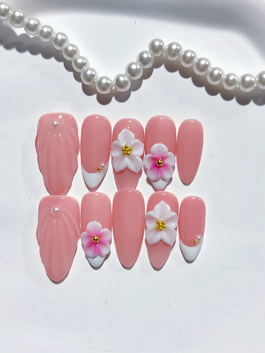 D457 - Medium Pink White Almond Solid color Flower