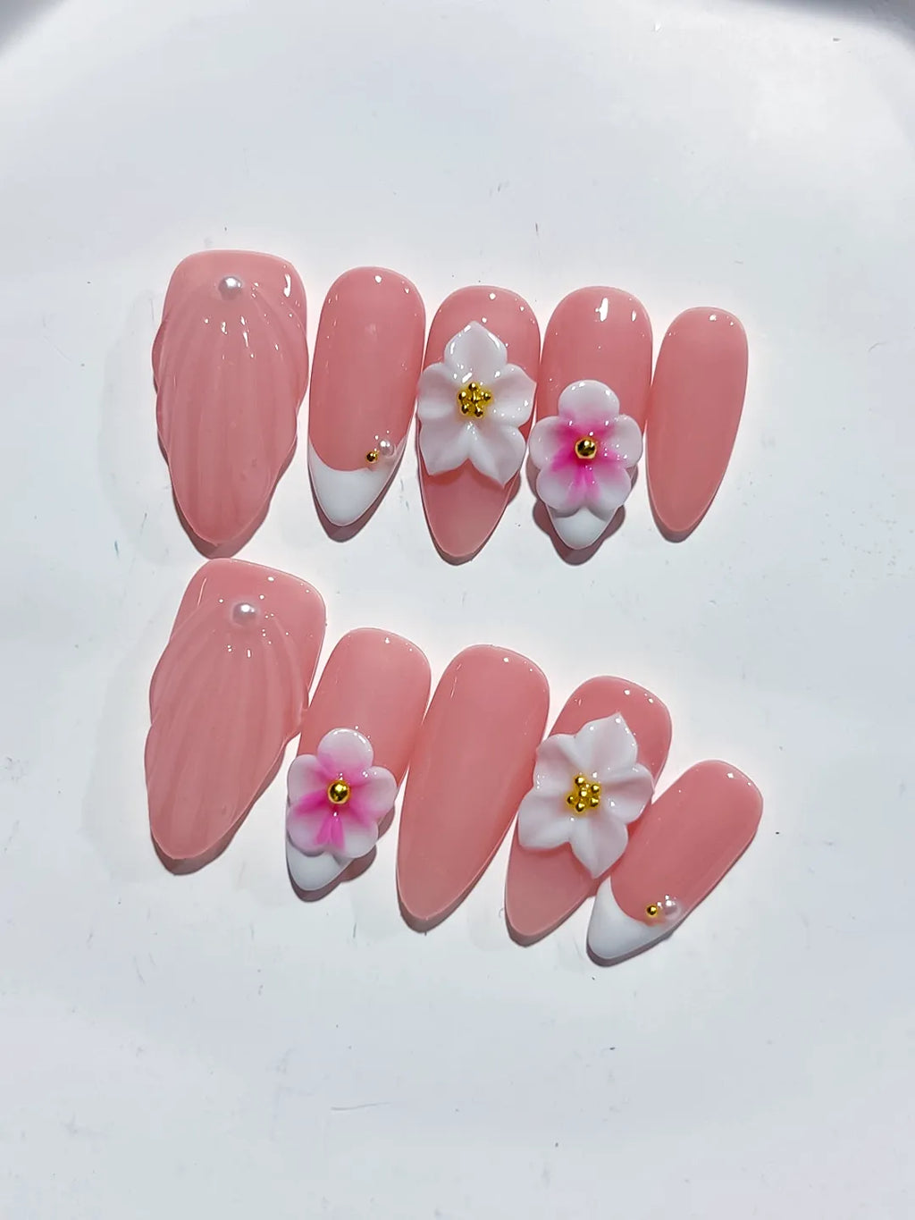 D457 - Medium Pink White Almond Solid color Flower