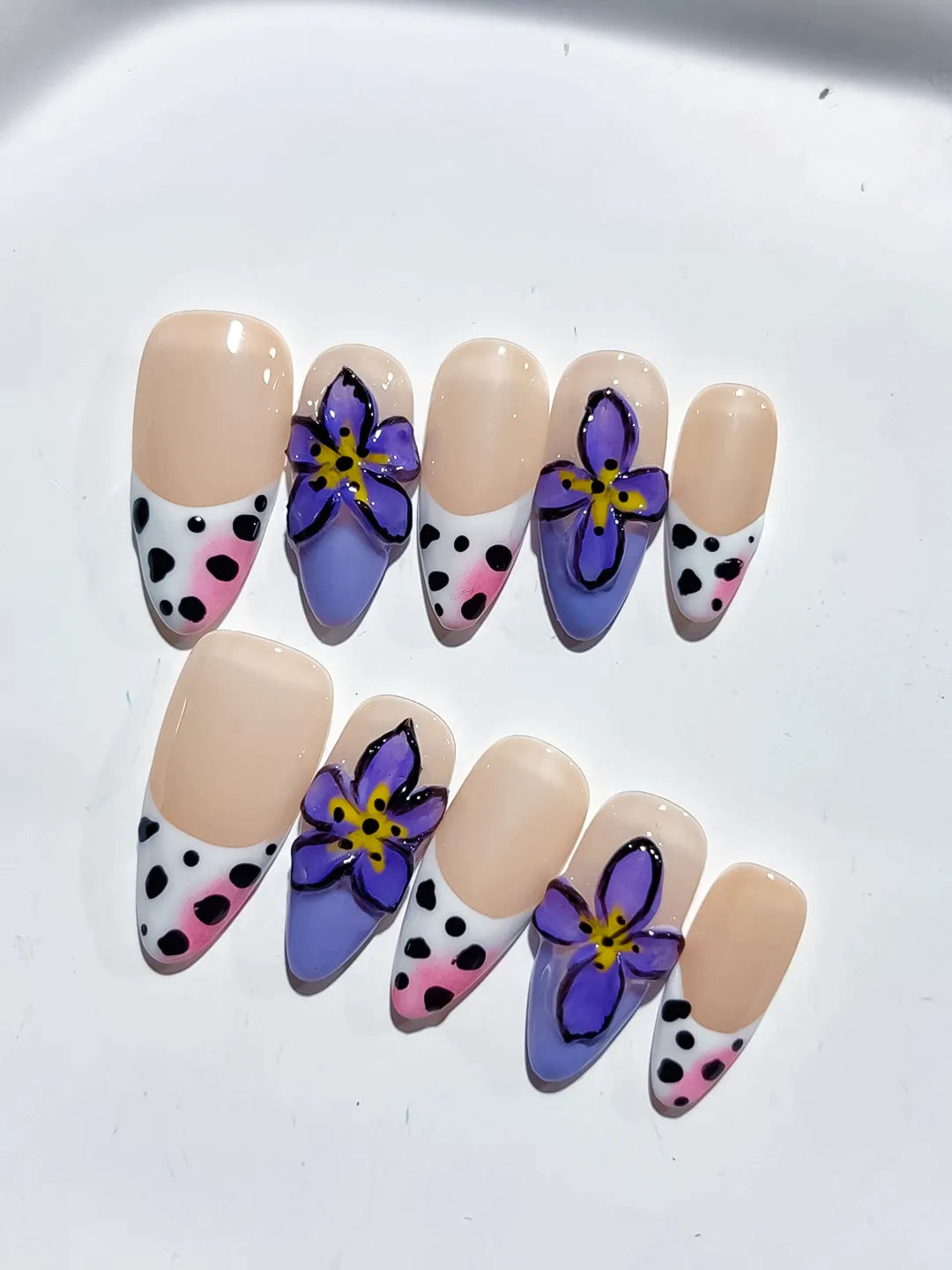 D463 - Medium Nude Black Almond French tip Flower Animal Print