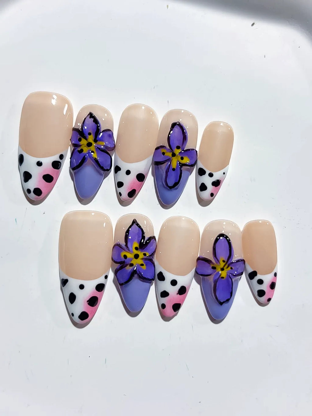 D463 - Medium Nude Black Almond French tip Flower Animal Print