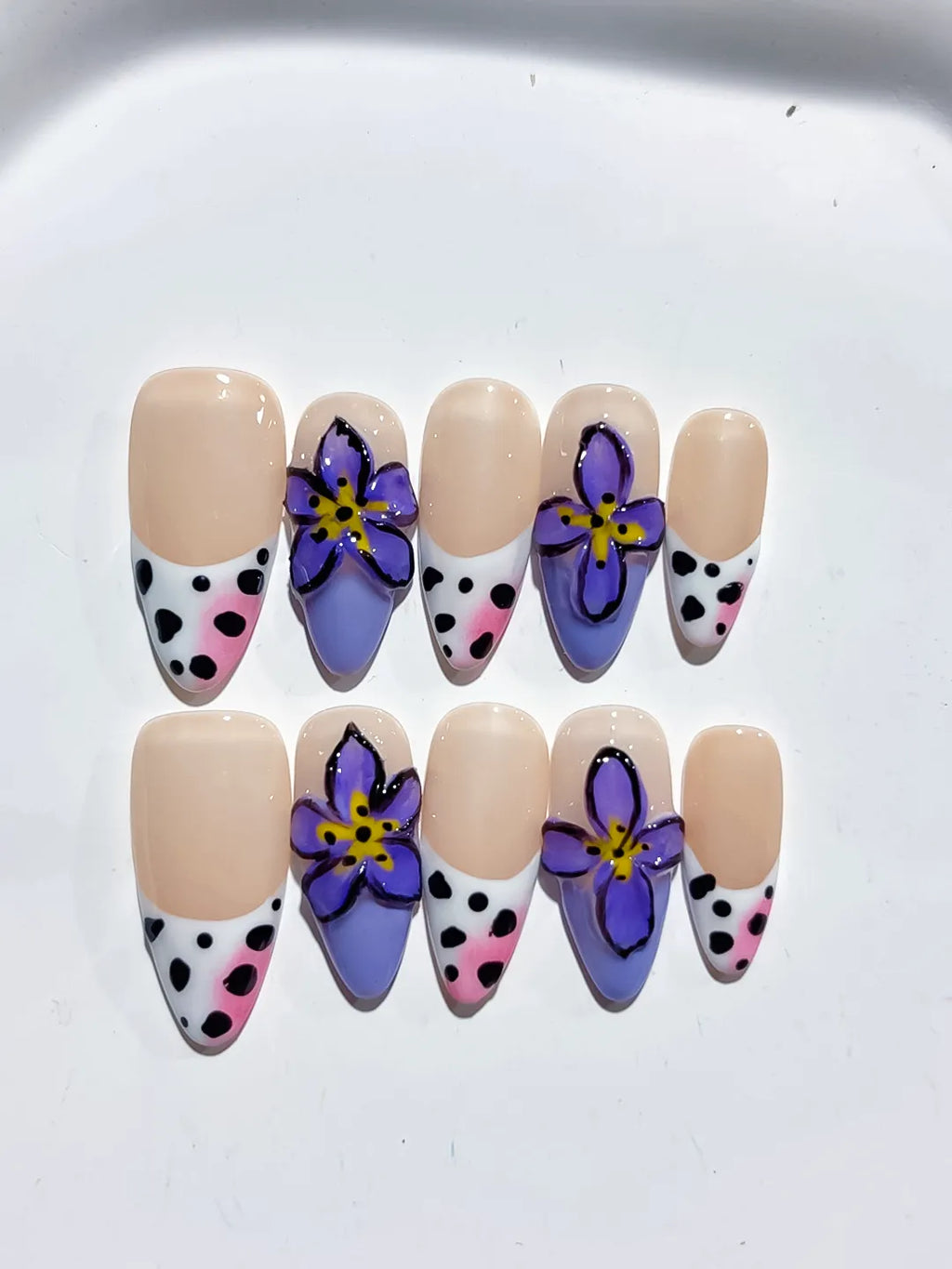 D463 - Medium Nude Black Almond French tip Flower Animal Print