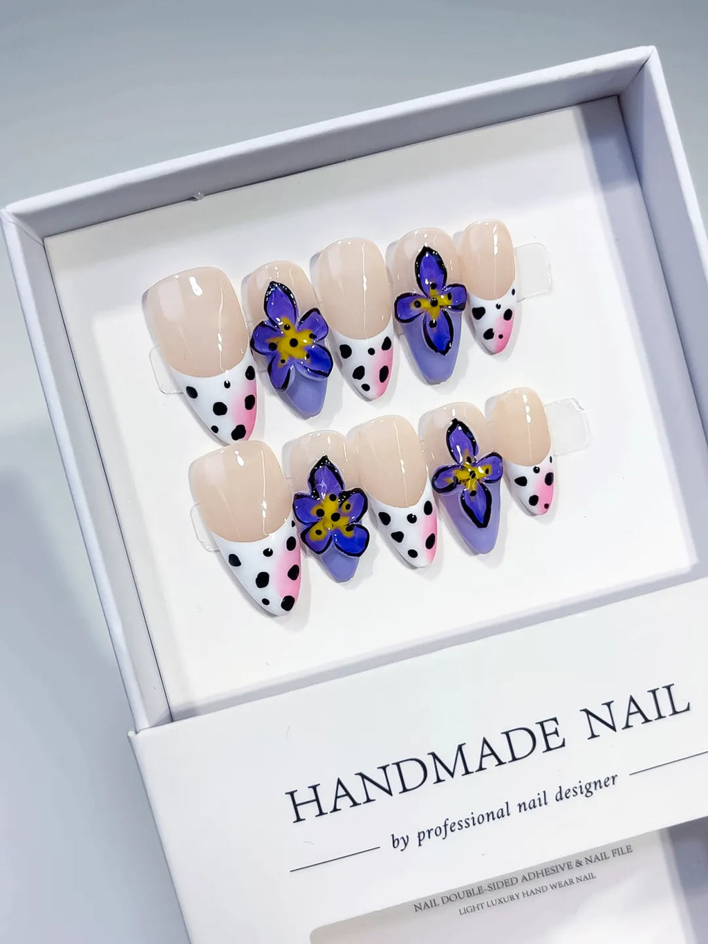 D463 - Medium Nude Black Almond French tip Flower Animal Print