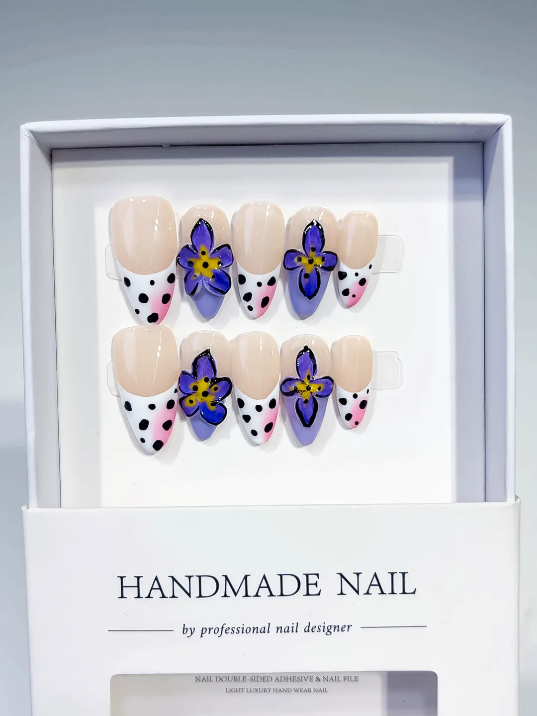 D463 - Medium Nude Black Almond French tip Flower Animal Print