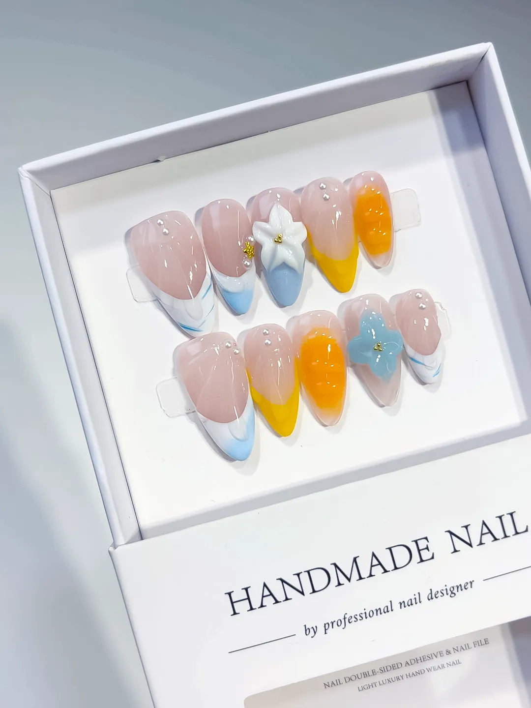 D469 - Medium Nude Blue Almond French tip Flower Pearl