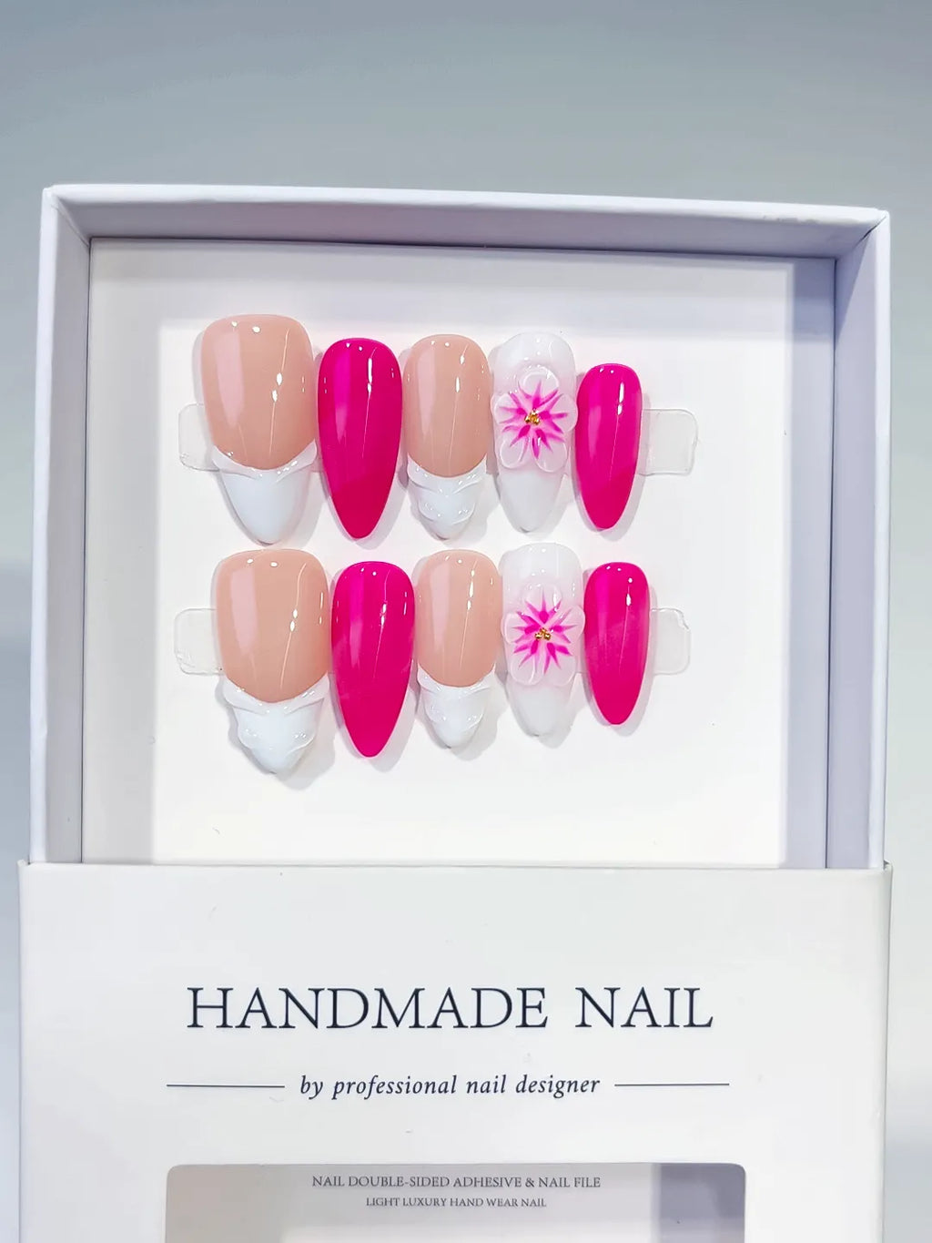 D473 - Medium Nude Pink Almond French tip Flower