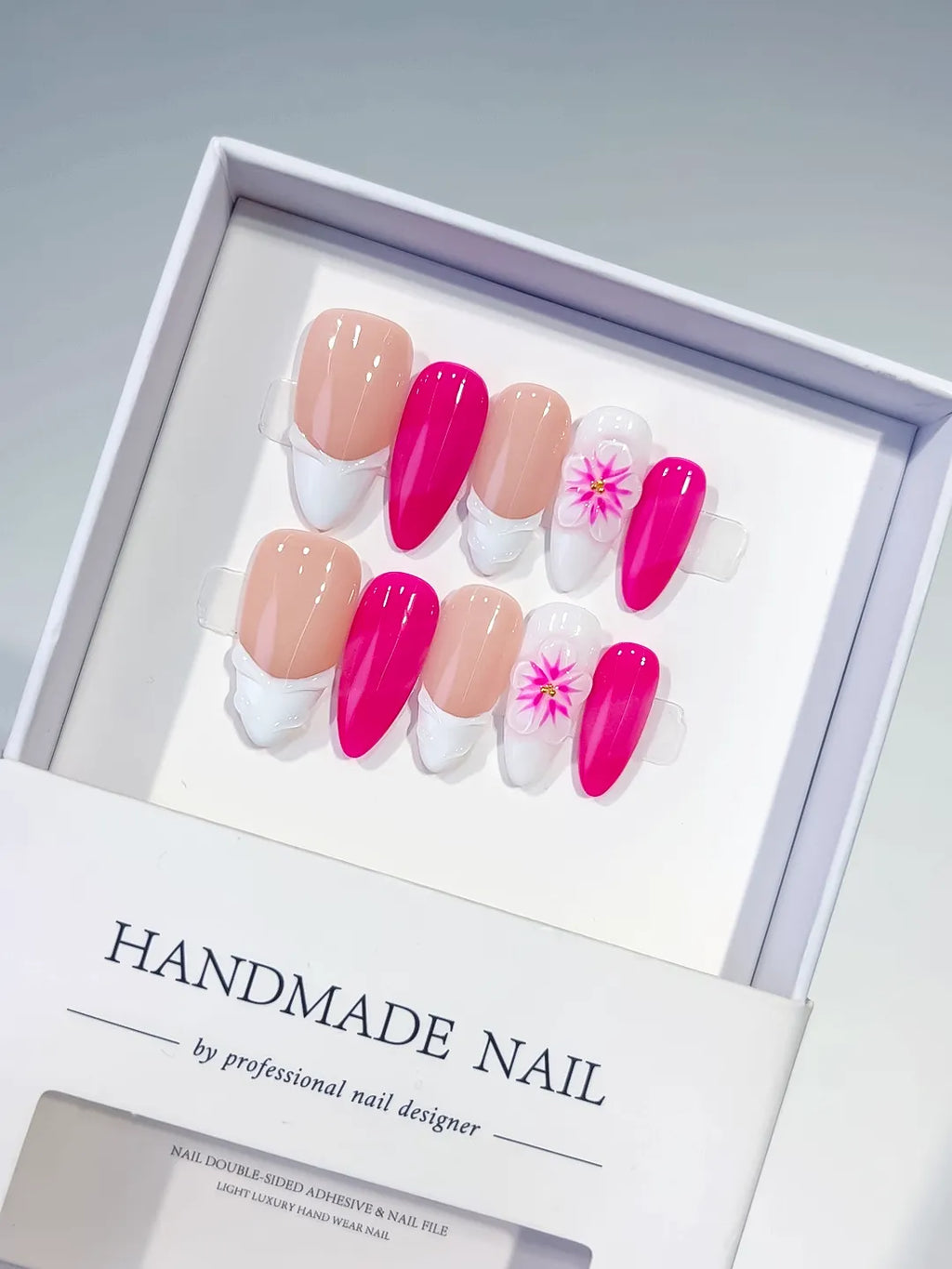 D473 - Medium Nude Pink Almond French tip Flower
