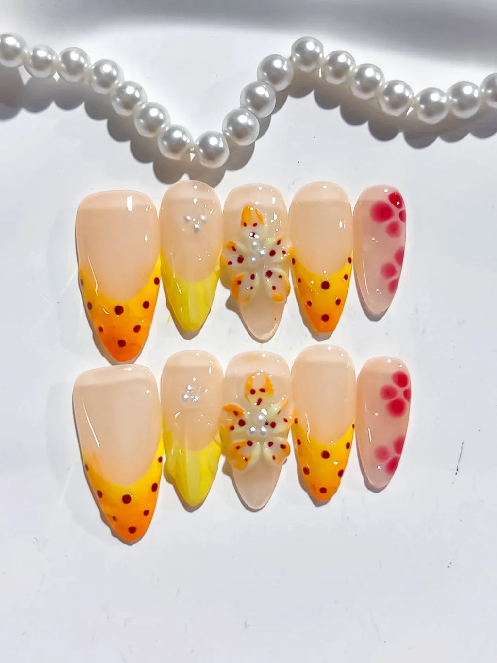 D475 - Medium Nude Yellow Almond French tip Flower Dot Pattern VibeNailsLab