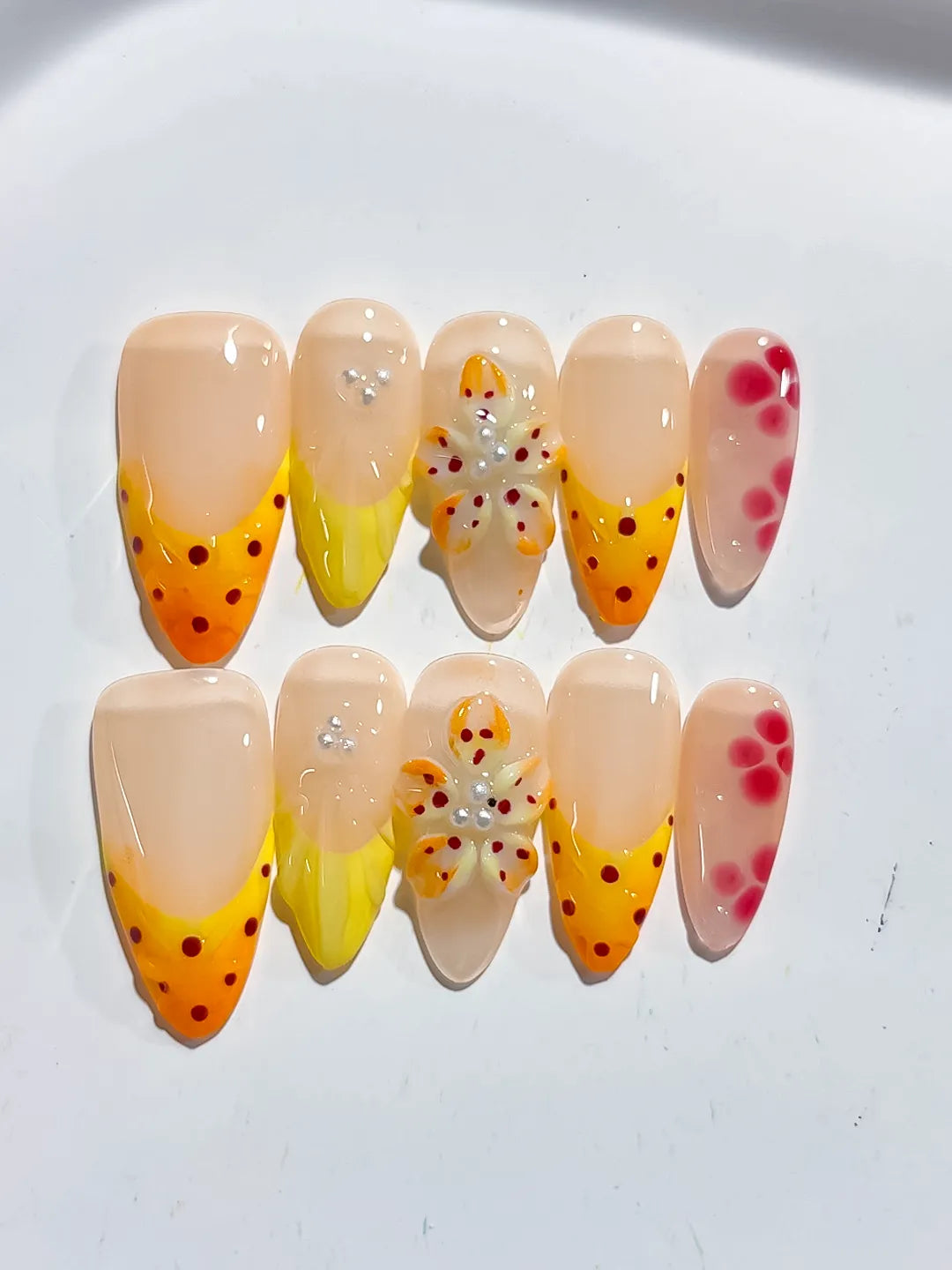 D475 - Medium Nude Yellow Almond French tip Flower Dot Pattern VibeNailsLab