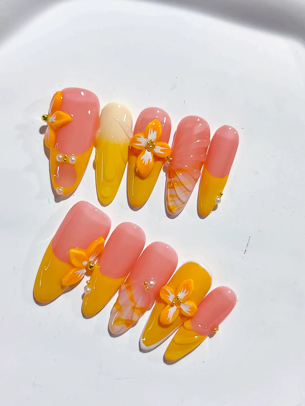 D477 - Medium Pink Yellow Almond Ombre Flower Plaid
