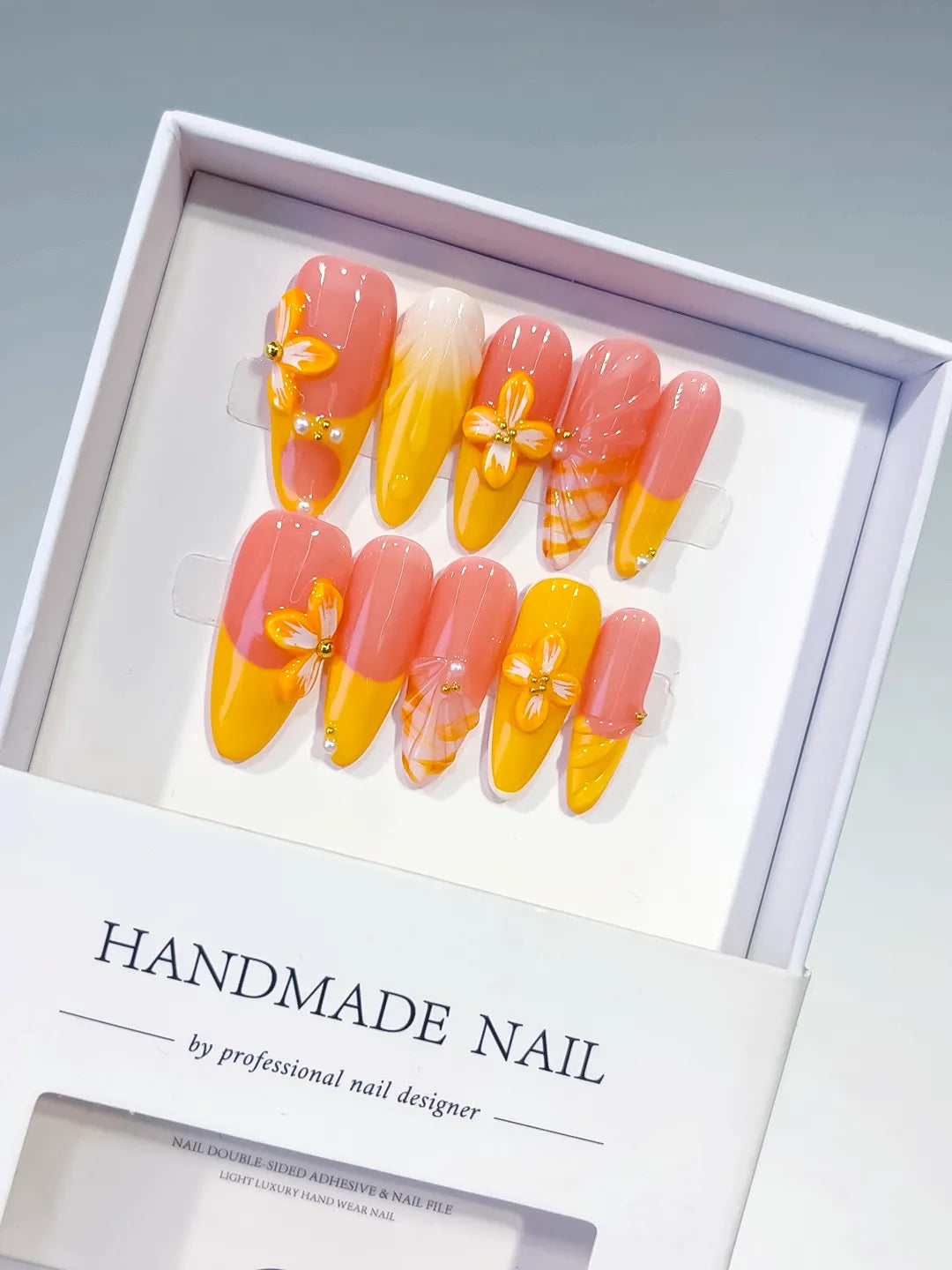 D477 - Medium Pink Yellow Almond Ombre Flower Plaid