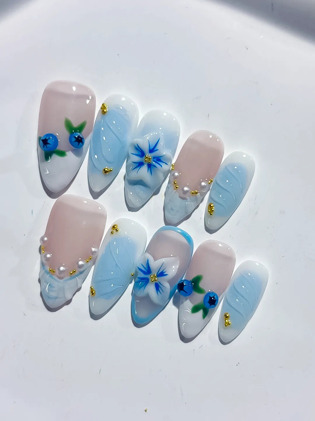 D478 - Medium Nude Blue Almond French tip Flower Pearl
