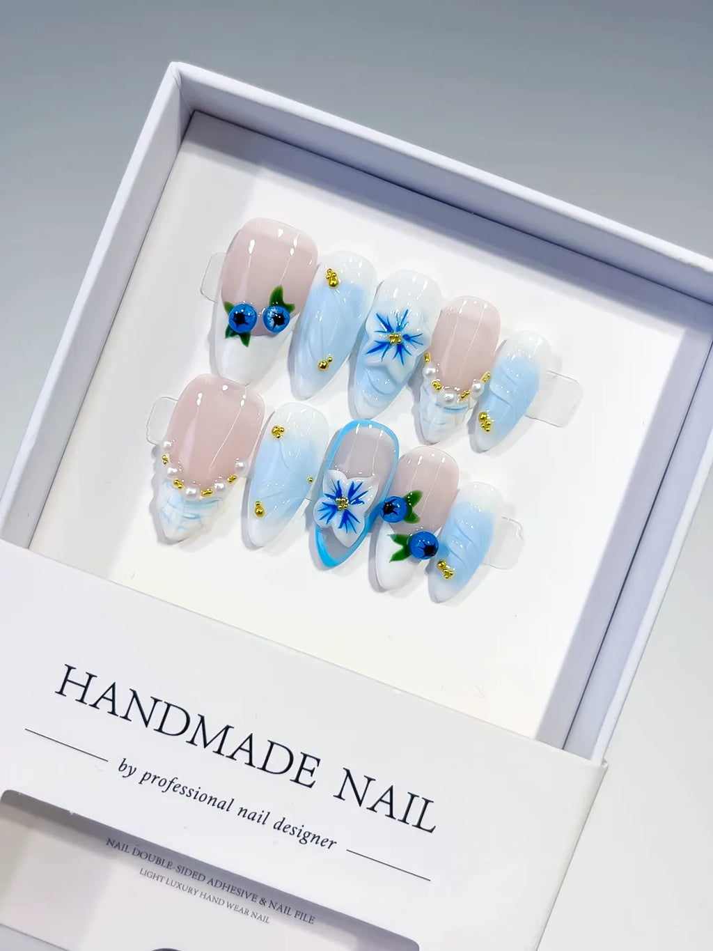 D478 - Medium Nude Blue Almond French tip Flower Pearl