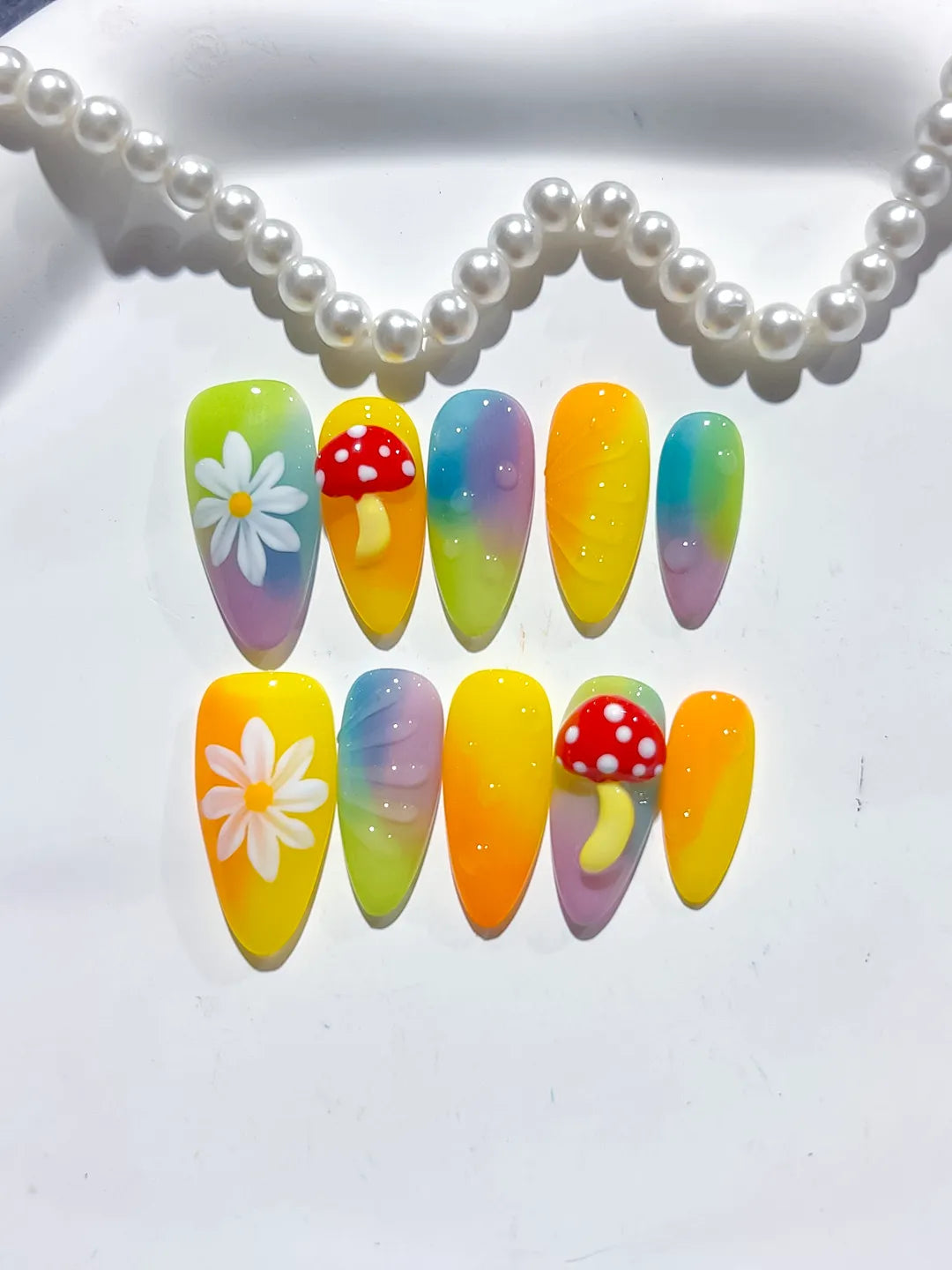 D481 - Medium Yellow Green Almond Ombre Flower Mushroom VibeNailsLab