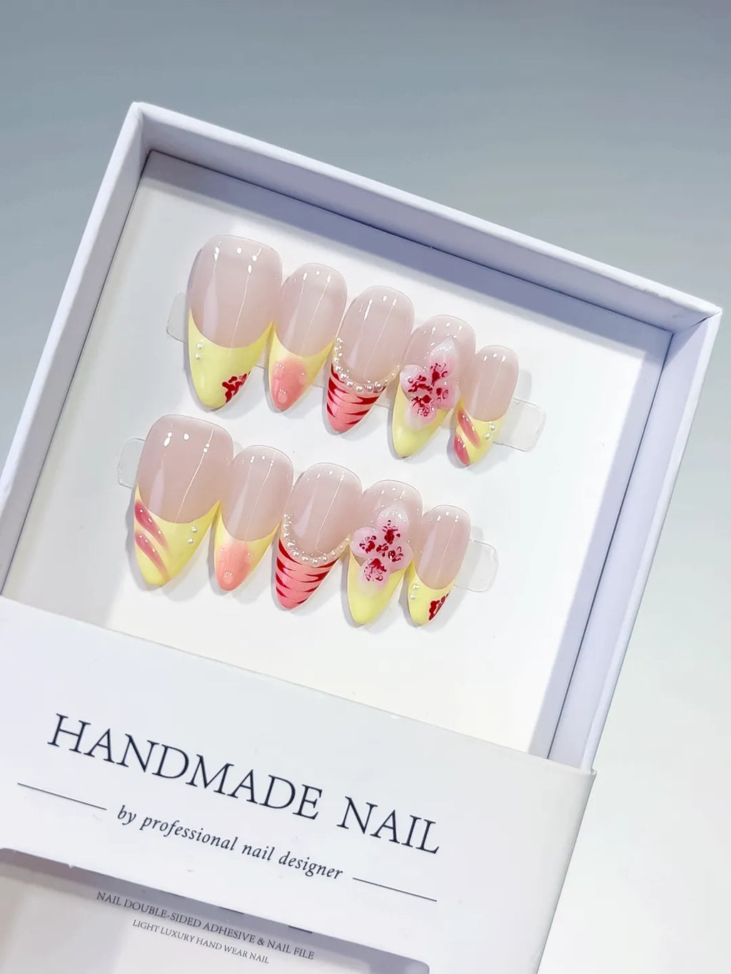 D483 - Medium Nude Yellow Almond French tip Flower Pearl