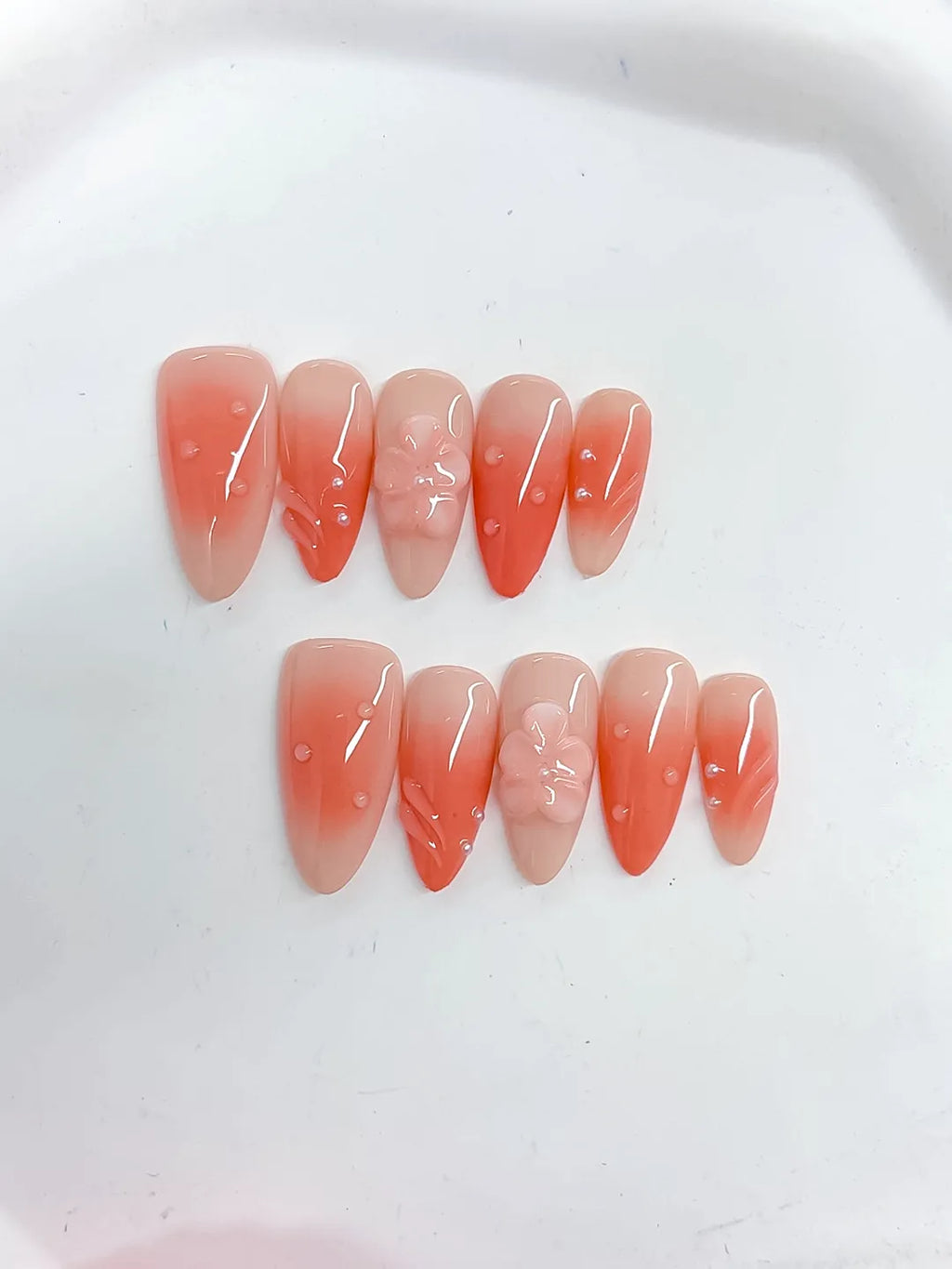 D491 - Medium Orange Almond Ombre Flower Rhinestone
