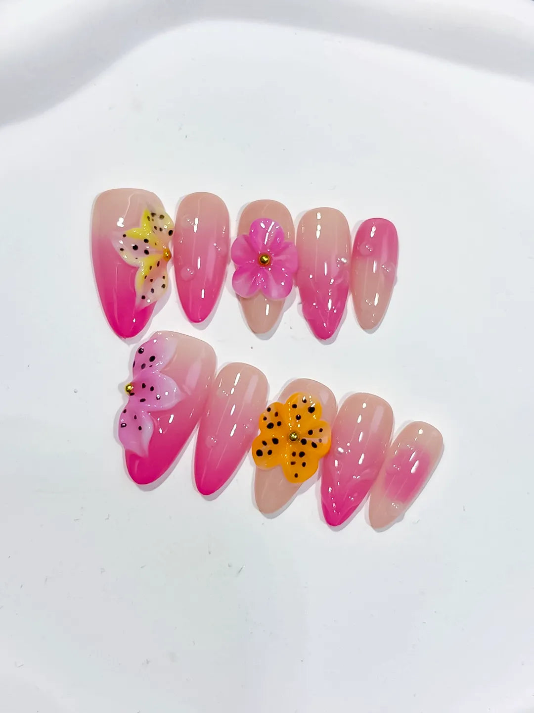 D499 - Medium Pink Yellow Almond Ombre Flower Dot Pattern