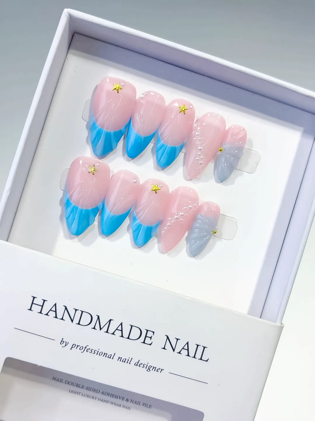 D503 - Medium Pink Blue Almond Ombre Star Shell