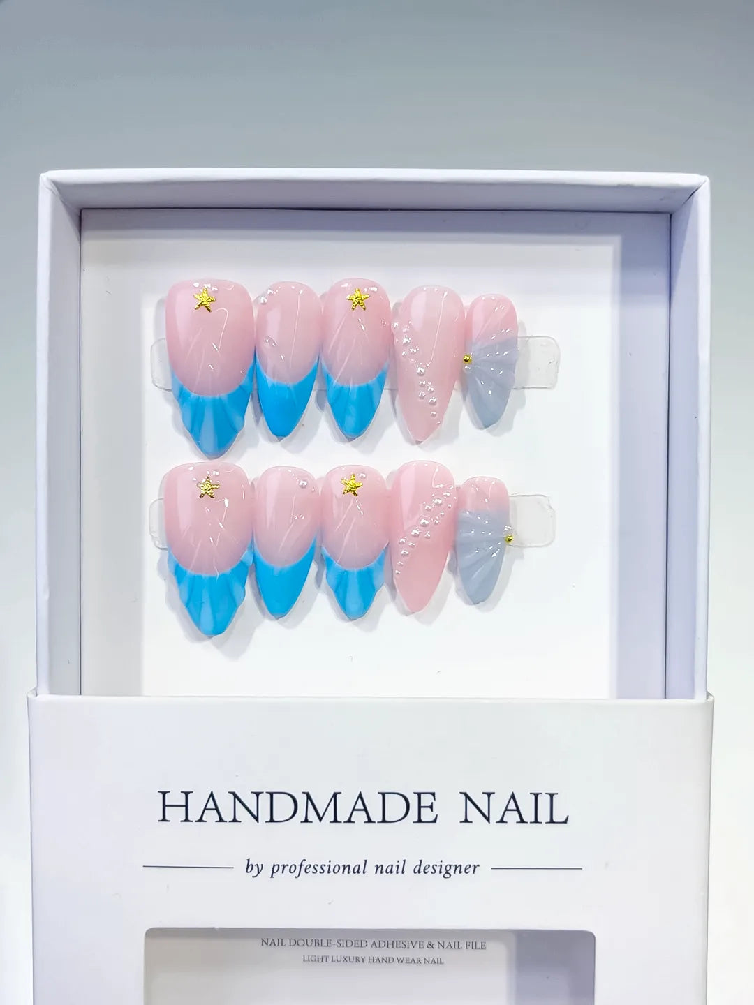 D503 - Medium Pink Blue Almond Ombre Star Shell VibeNailsLab