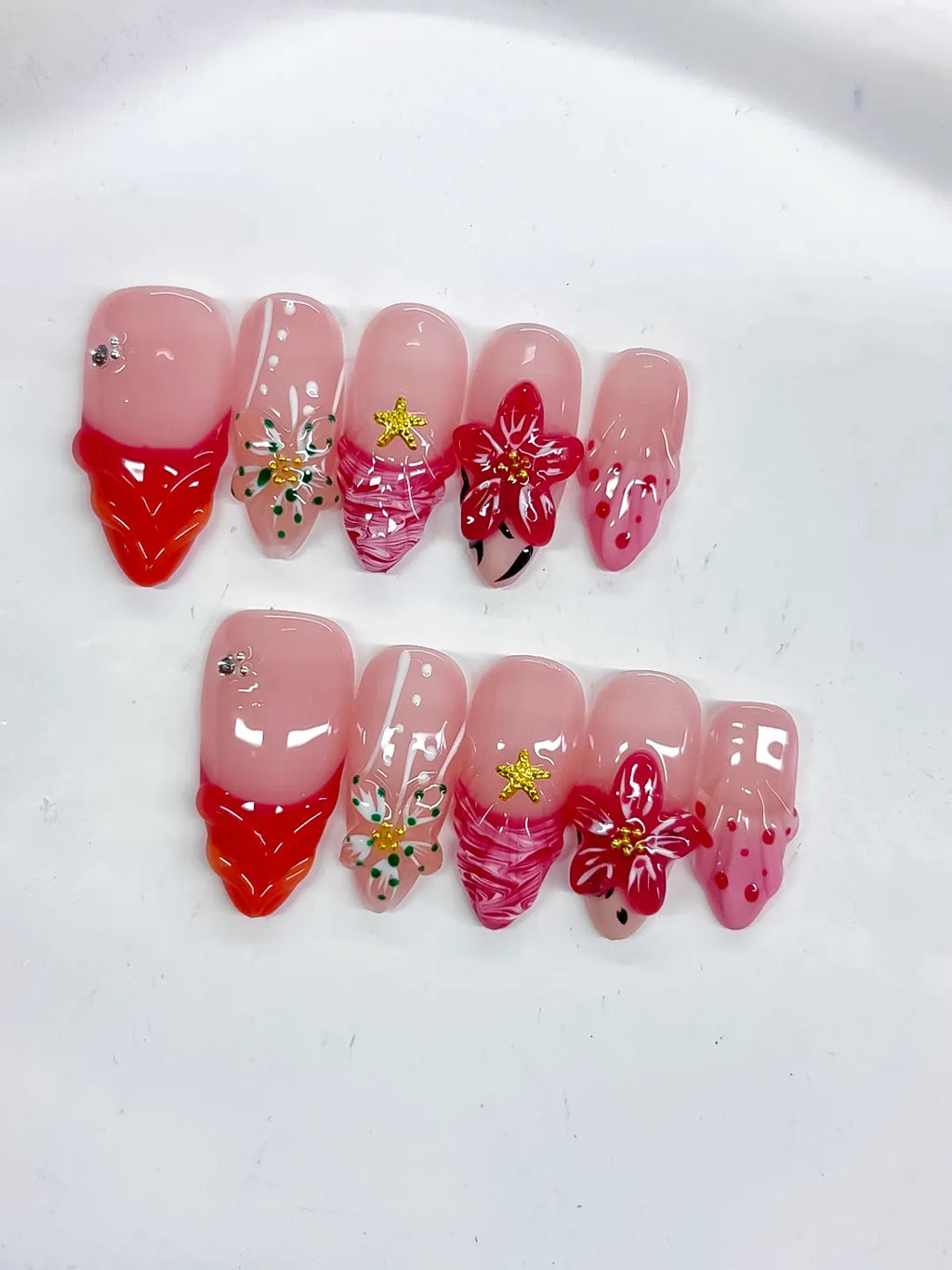 D507 - Medium Pink Red Almond Abstract Flower Star