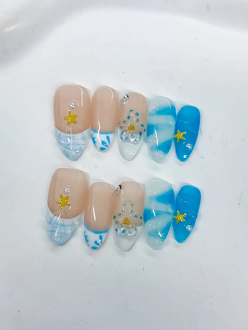 D514 - Medium Nude Blue Almond French tip Star Rhinestone