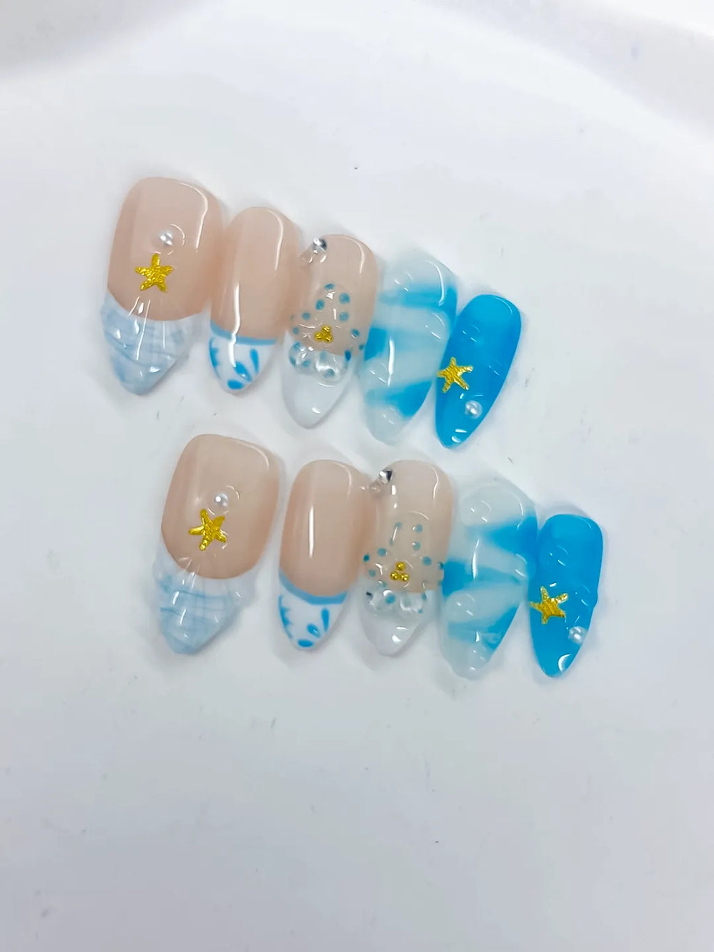 D514 - Medium Nude Blue Almond French tip Star Rhinestone