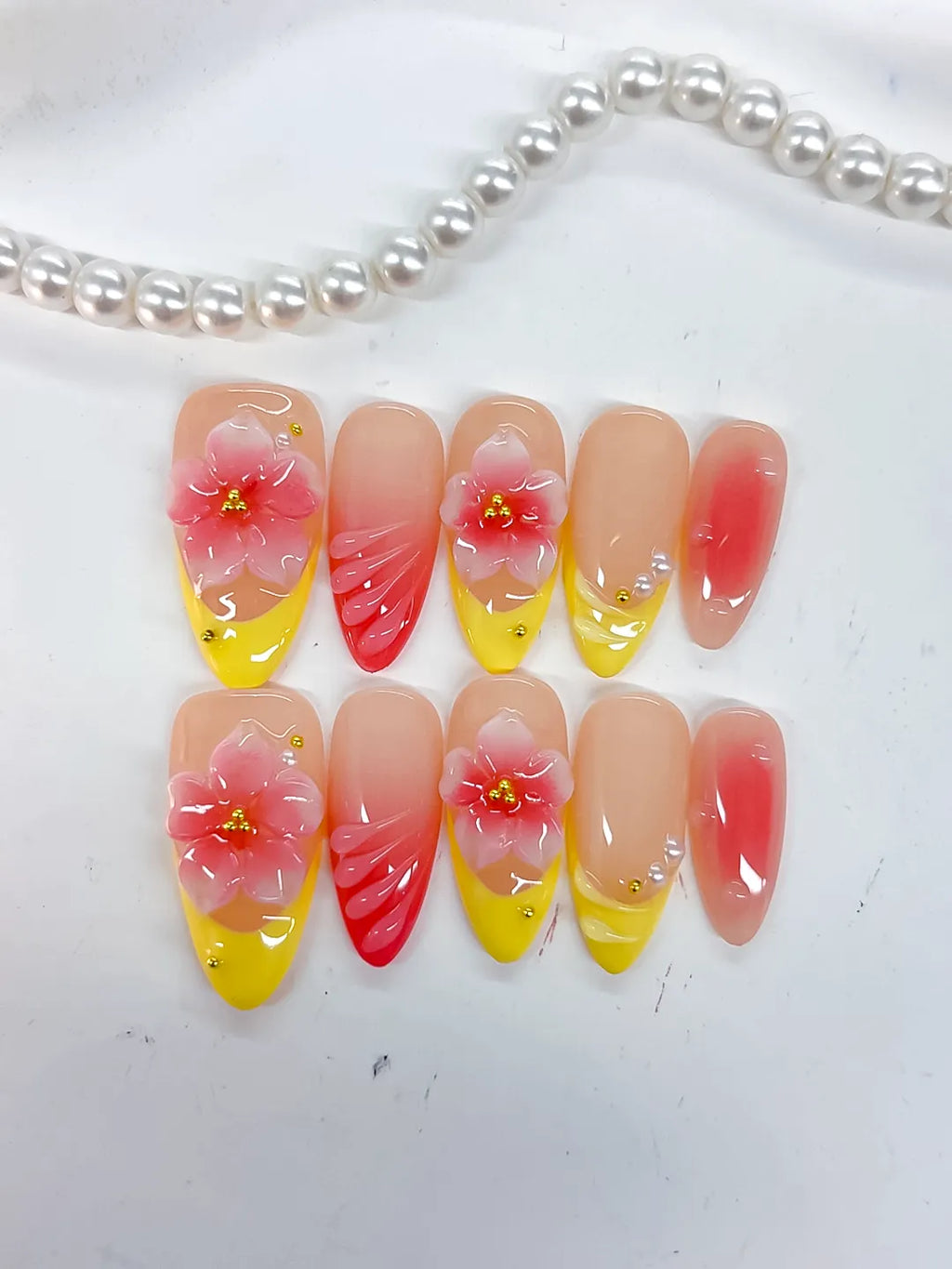 D525 - Medium Nude Yellow Almond French tip Flower Shell